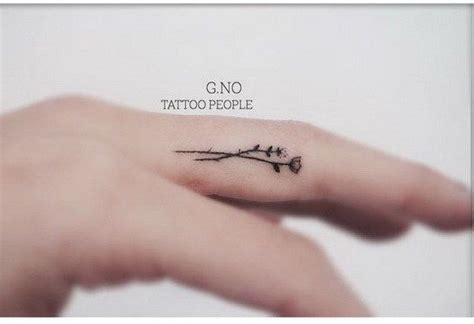 50 Beautiful Finger Tattoo for Women - For Creative Juice | Finger tattoo designs, Small finger ...