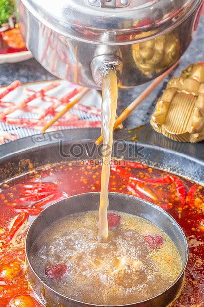 The Bottom Of Chongqing Hot Pot Picture And HD Photos | Free Download On Lovepik