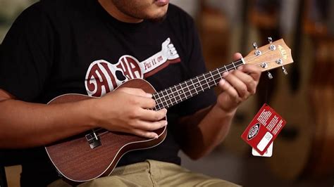 Ukulele Tuning Low G - Video Tutorial | Ukesong .com