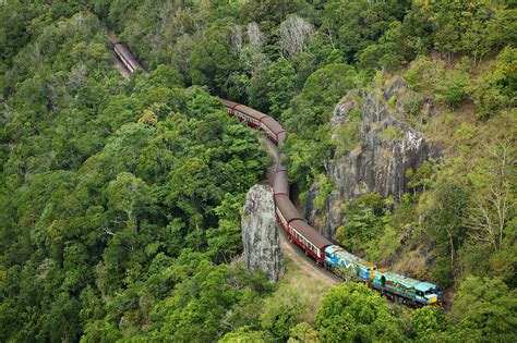 Cairns Attractions | Kuranda Scenic Railway