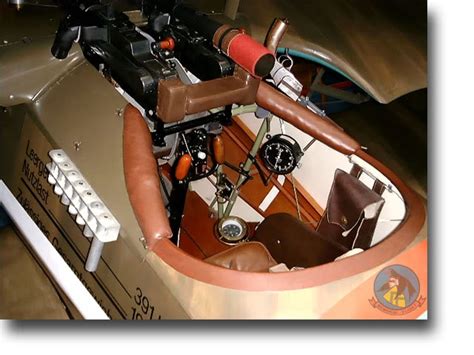 Fokker DR1 Triplane - Cockpit Detail | Aereo