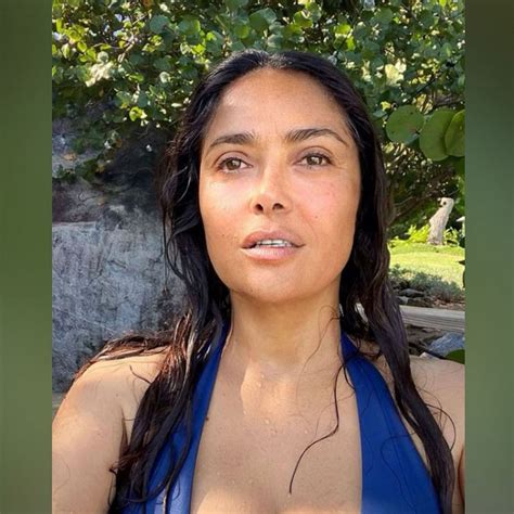 Salma Hayek stuns fans with radiant makeup-free selfie - ABC News