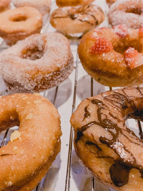 Go Nuts for Doughnuts… At Home | Cinnamon roll recipe homemade, Breakfast ingredients, Donut recipes