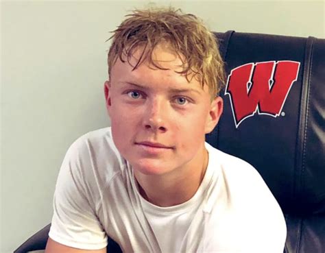 2022 QB Devin Brown Visits, Camps At Wisconsin - Rivals.com