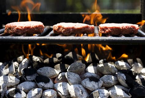 Grilling Over Charcoal Is Objectively, Scientifically Better Than Grilling Over Gas | WIRED