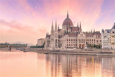 Parliament building over Danube river in Budapest 1309546 Stock Photo ...