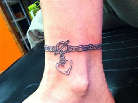 Pin by Brenda Williams on Tattoos | Anklet tattoos, Chain tattoo, Tattoo bracelet