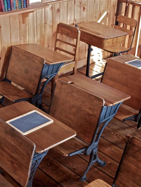 Wooden Desks, ds325 | Old style wooden school desks, natural… | Flickr