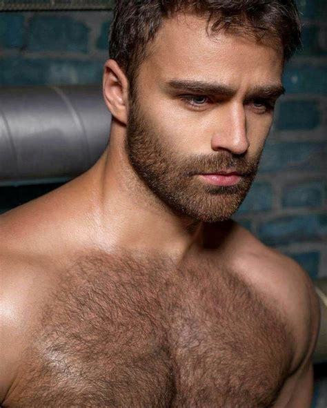 Lista 95+ Foto Hombres Guapos Con Barba Sin Ropa Interior Lleno