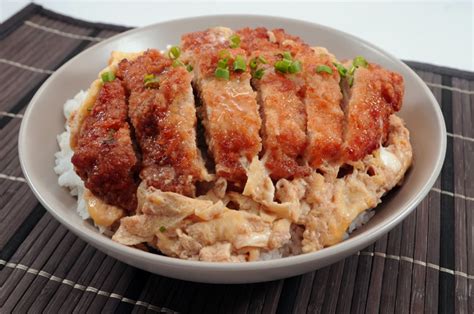 Pork Katsudon Recipe | How to Cook Pork Katsudon