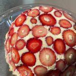 Delicious Strawberry Custard Cake - Bear Cusine - Easy Cake Recipe