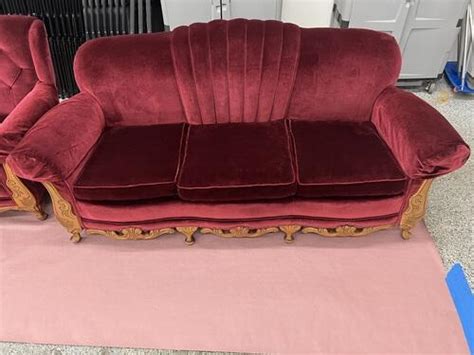 Vintage velvet sofa & matching chair. Beautiful set with very minimal wear! | Bismarck, ND