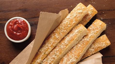 Pizza Hut Breadsticks: What To Know Before Ordering