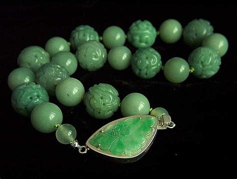 Magnificent vintage Chinese jade necklace with jade butterfly sterling ...