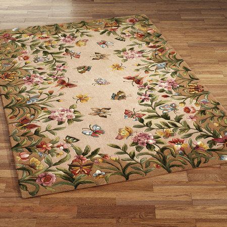 The handcrafted Athena Garden Floral Area Rugs are hand-tufted and handcarved in China of wool ...