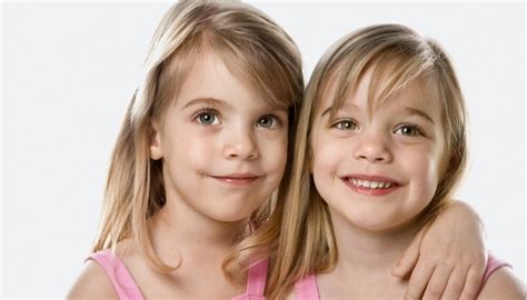 Understanding Fraternal Twins: Genetics, Appearance & Facts