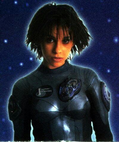 Lacey Chabert-Penny Robinson | Lacey chabert, Pitch perfect, Lost in space