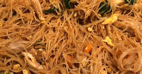 Bihun Goreng (Fried Rice Noodles) Recipe by Daisy - Cookpad