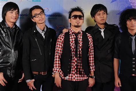 Album Ketiga 'Hello Band' Tampil Lebih Liar | Republika Online