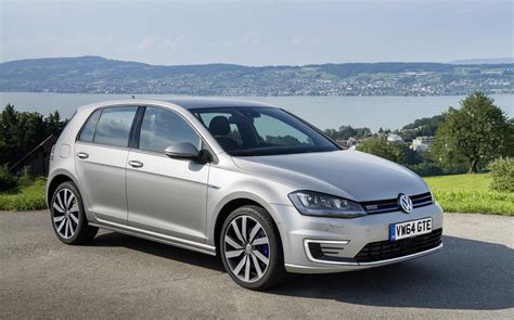 VW Golf GTE Plug-in Hybrid Launched in Britain from £28,035 - autoevolution