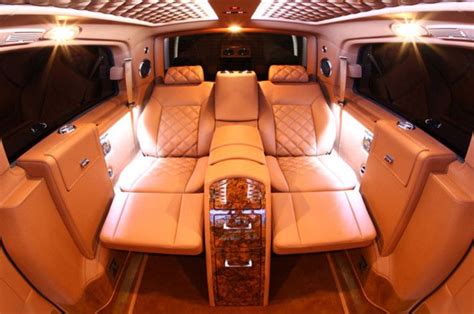 Mercedes-Benz Viano Van Conversion is the Lap of Luxury | Mercedes benz viano, Luxury van ...