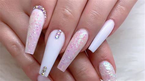 Rhinestone Nail Design Ideas That Will Bling Out Your Hands