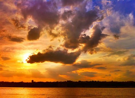 Sunset on the Hudson River | Taken with an iPhone 4 with the… | Flickr