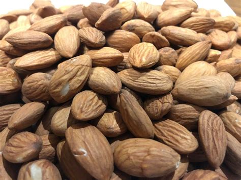 California Almonds RAW WHOLE High Quality 3 LB FREE SHIPPING | eBay