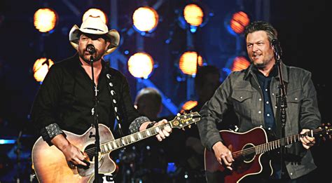 Blake Shelton & Toby Keith Sing ‘Should’ve Been A Cowboy’ At ACM Awards ...