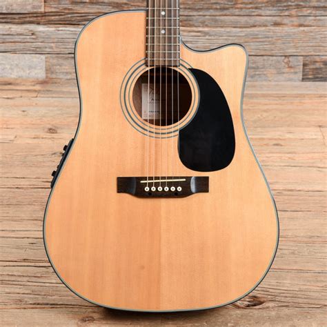 Takamine EG530C Natural – Chicago Music Exchange