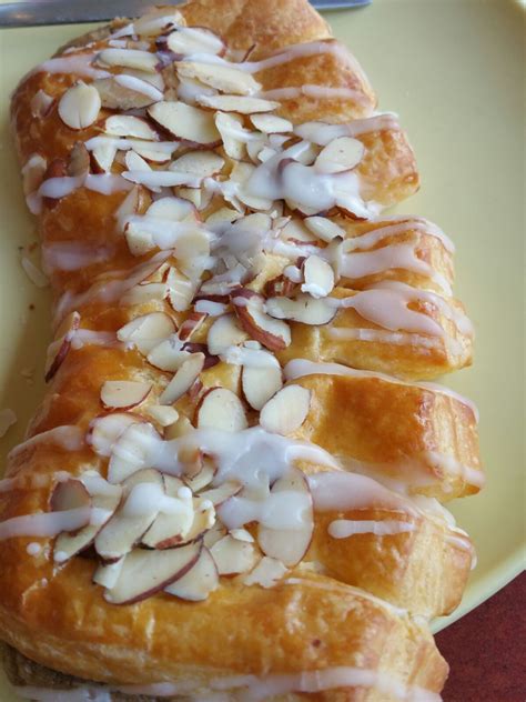 Panera Bear Claw Recipe - Banana-breads.com