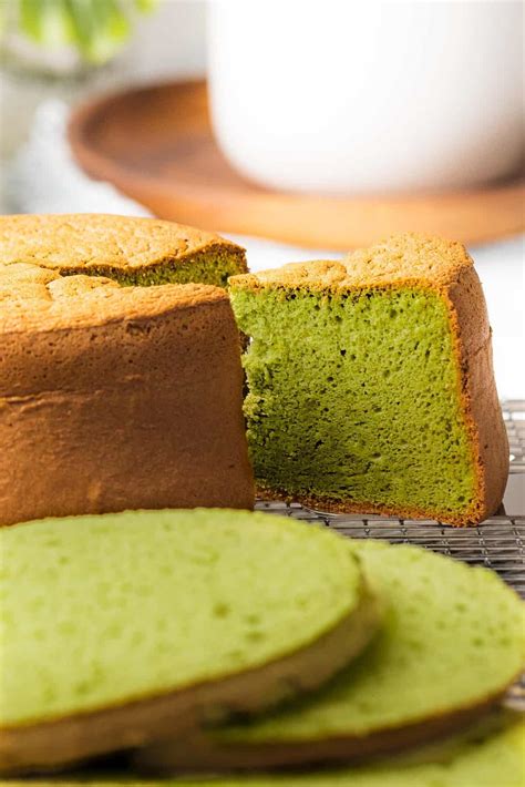 Matcha Cake (Green Tea Cake) - Drive Me Hungry