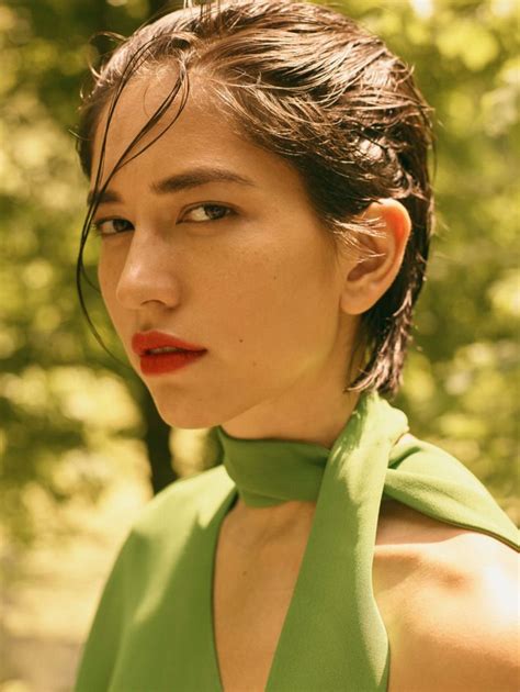 How to Get Sonoya Mizuno’s August Cover Look | Makeup looks, Summer makeup, Asian makeup