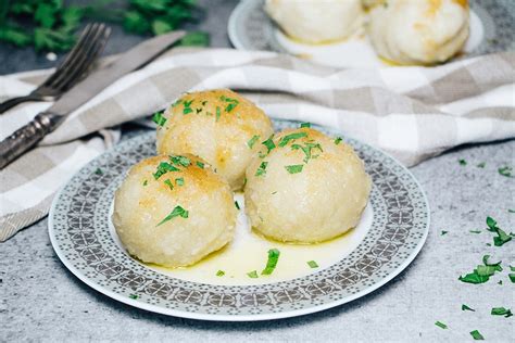 German Potato Dumplings | Balls (Kartoffelkloesse) - Cooking The Globe