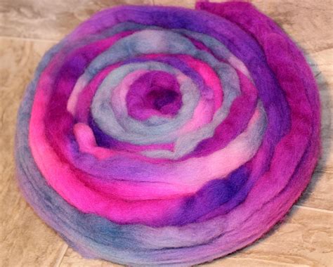 Hand Dyed Wool Roving for Spinning. Wool Top Hand Dyed | Etsy | Hand dyed wool, Spinning wool ...