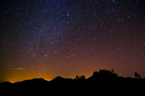 File:Pinnacles Night Sky - Flickr - Joe Parks.jpg - Wikimedia Commons