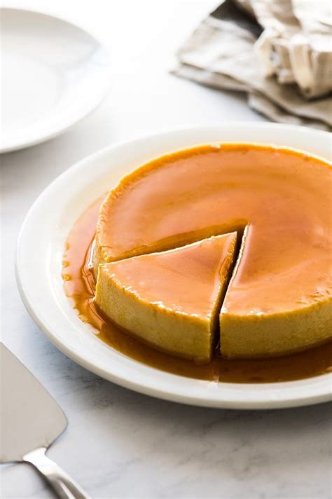 Easy Flan Recipe {Only 5 Ingredients!} - Isabel Eats