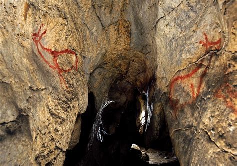 Cantabria Occidental: CUEVA DE COVALANAS Arte paleolítico