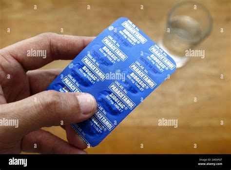 Paracetamol Blister Pack High Resolution Stock Photography and Images - Alamy