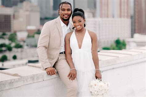 Simone Biles Marries Jonathan Owens