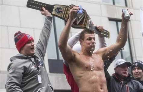 Video of Rob Gronkowski dancing shirtless at Patriots’ Super Bowl party ...