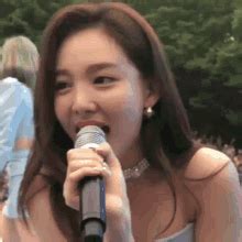 Nayeon GIF - Nayeon - Discover & Share GIFs