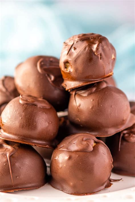 Easiest Peanut Butter Balls Recipe - Crazy for Crust