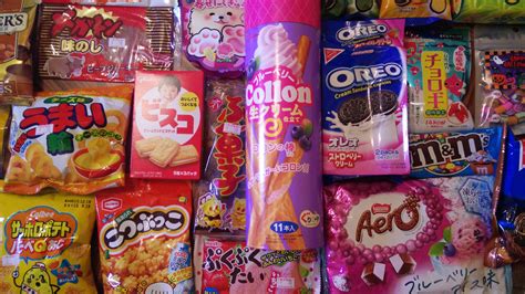 [Part 1] Japanese Snacks Galore - Om Nom Nomad