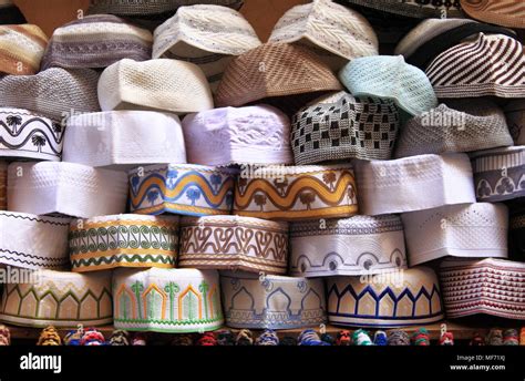 Traditional moroccan hats hi-res stock photography and images - Alamy