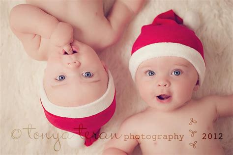 Tonya Teran Photo Twin Christmas Pictures, Twin Christmas Card, Xmas Photos, Christmas Mini ...