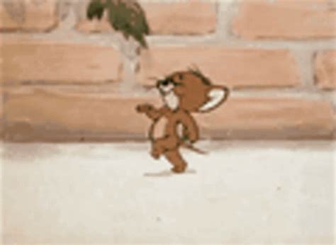 Jerry The Mouse Tom And Jerry GIF - Jerry The Mouse Tom And Jerry Walking - Discover & Share GIFs