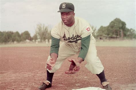 '42' review: Good movie, important story of Jackie Robinson - True Blue LA