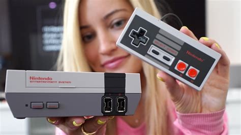 NES CLASSIC Unboxing and gameplay! | iJustine - YouTube