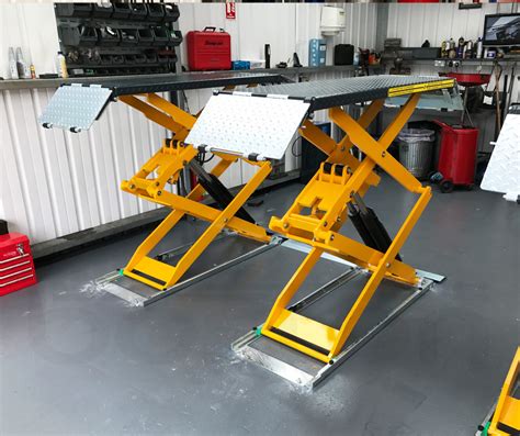 Scissor Lift 3.2T | Car Lifts | Boston Garage Equipment